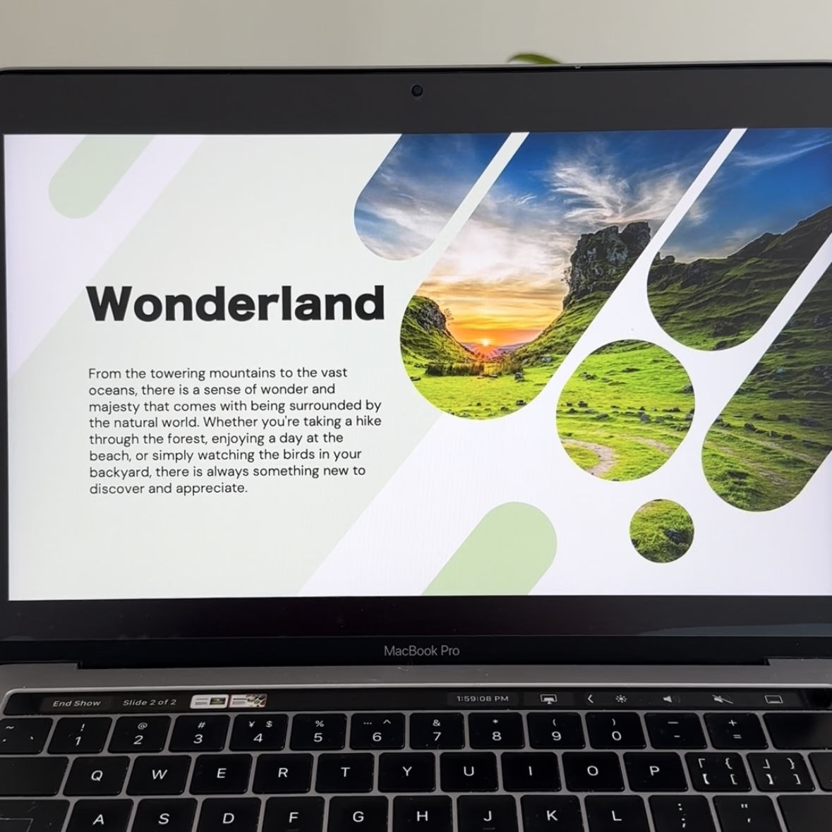 Wonderland Creative PowerPoint Template